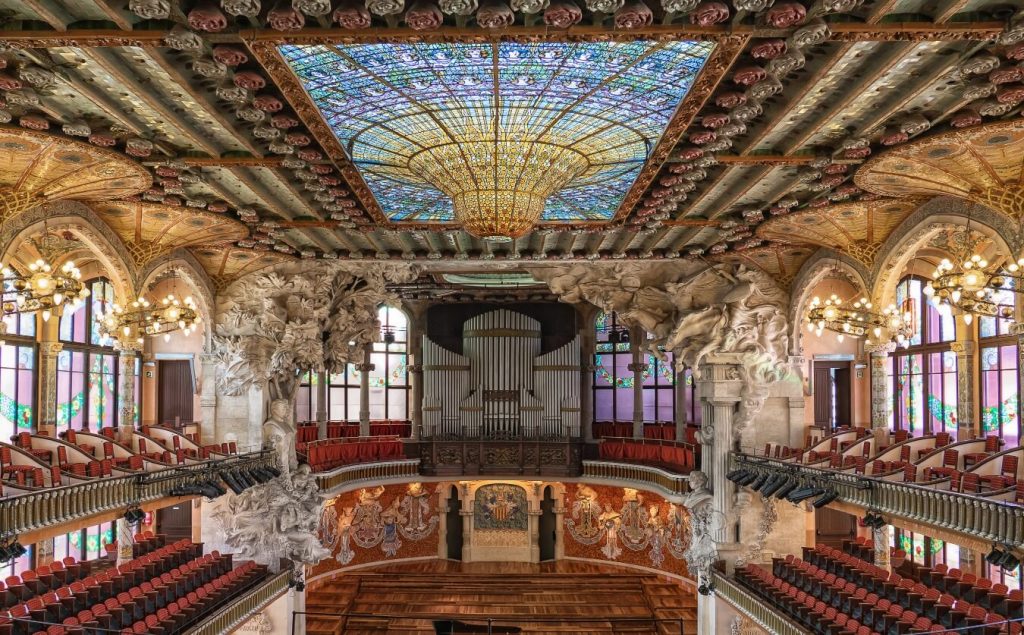 Enjoy the concerts at the Palau de la Música Catalana