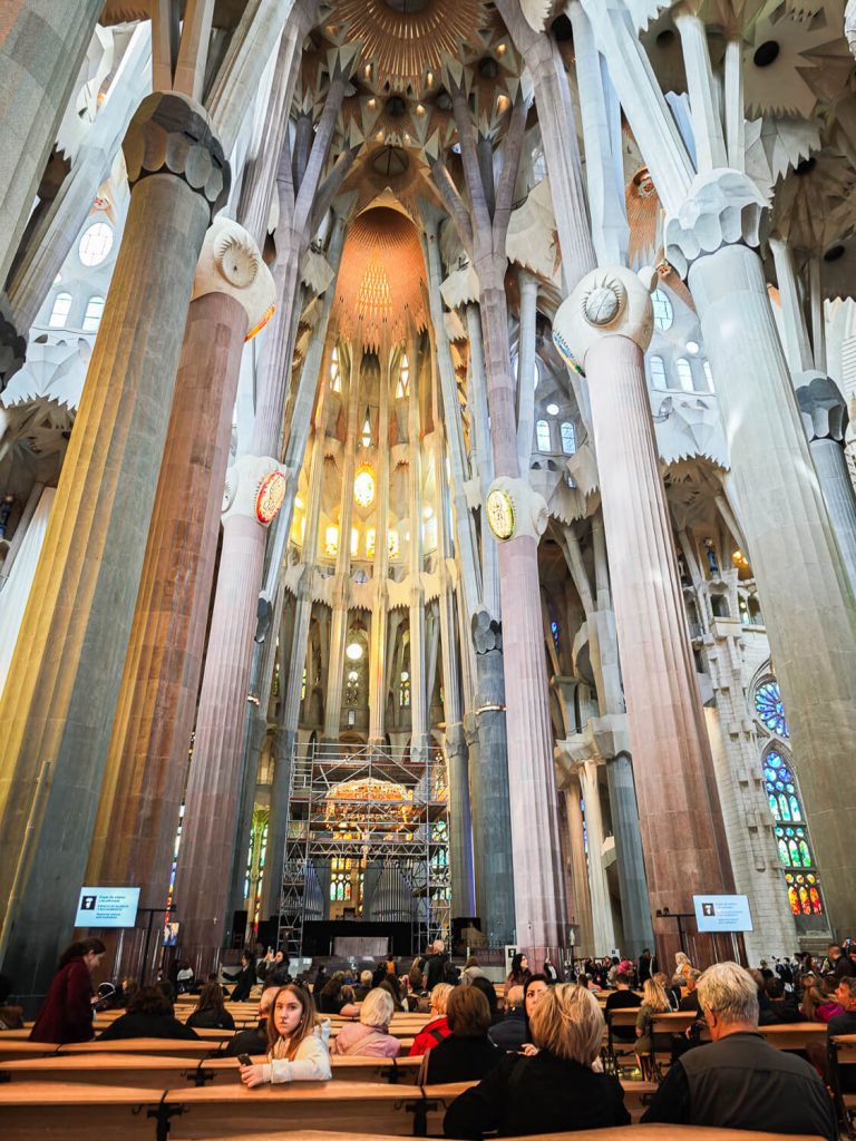 Sagrada Familia - Tour in Barcelona - April - 2026-03